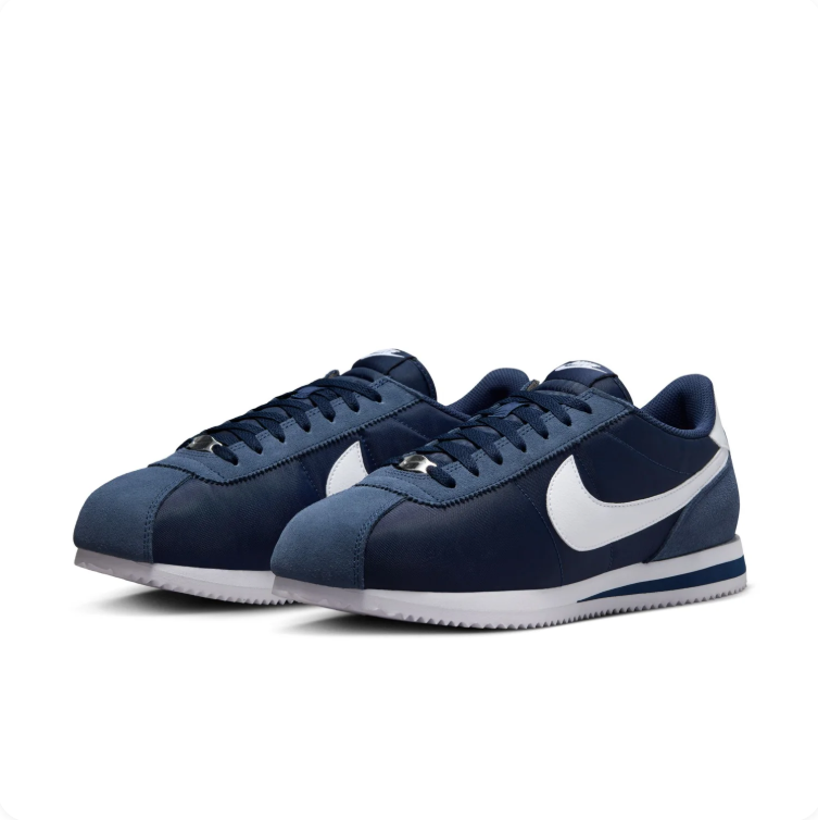 Nike Navy & White Low-Top Lace-Up Sneakers