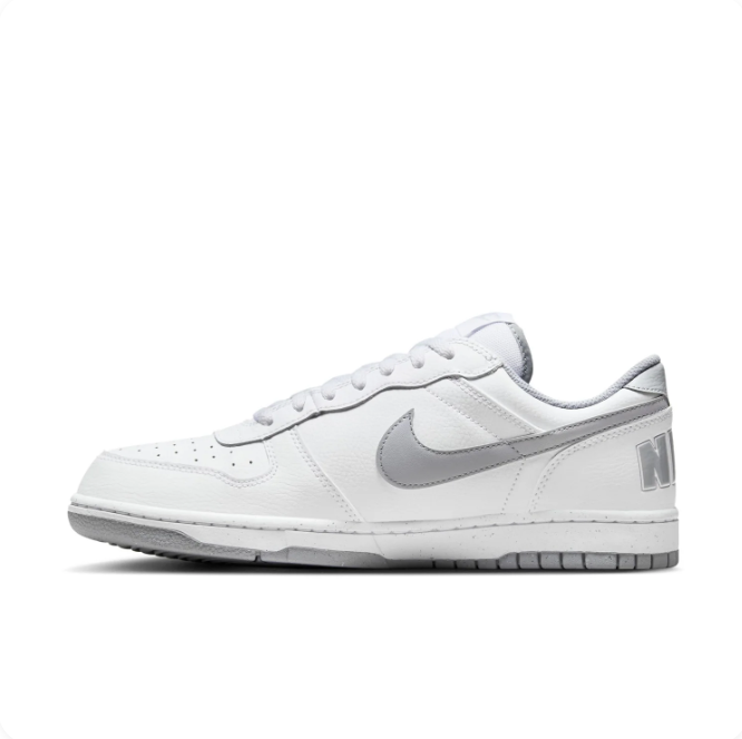 Nike White & Grey Low-Top Sneakers with Oversized Heel Branding