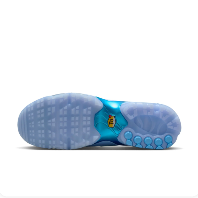 Nike Light Blue & Aqua Low-Top Sneakers with Wave Details