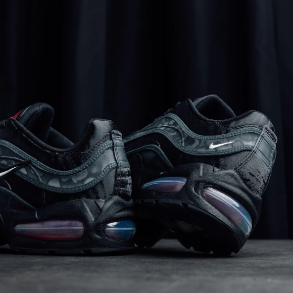 Nike Air Max Black & Grey Camo Low-Top Sneakers with Red Accents