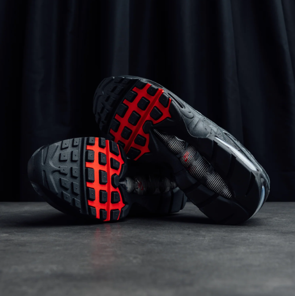 Nike Air Max Black & Grey Camo Low-Top Sneakers with Red Accents